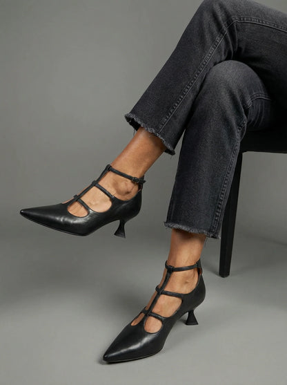 Eleganza – Black Heeled Sandal with Ankle Strap
